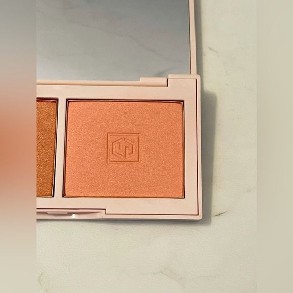 JOUER Cosmetics Blush Bouquet Duo Blush Palette - Picture 3 of 5
